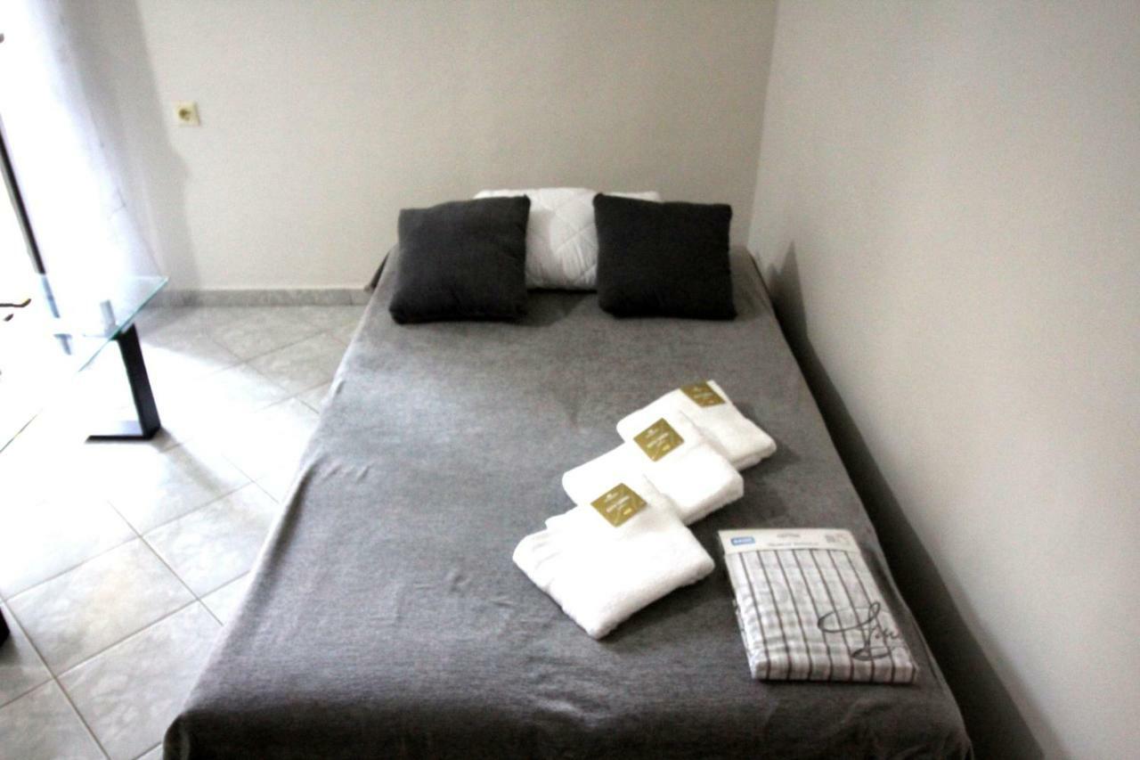 Appartement Dimitris Flat à Néoi Epivátai Extérieur photo
